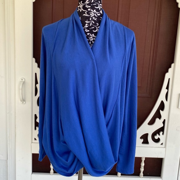 Free To Live Faux Wrap Draped Top Long Sleeve Size Medium - Picture 3 of 14